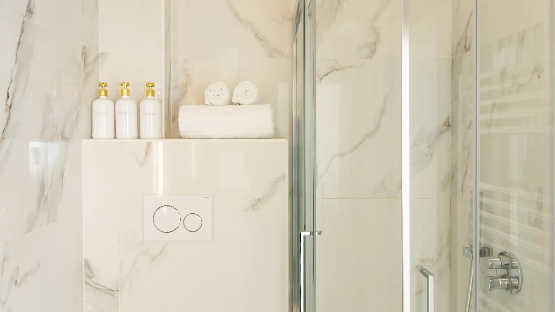 Porta Nuova Klimt Suite - Next To Brera Milan